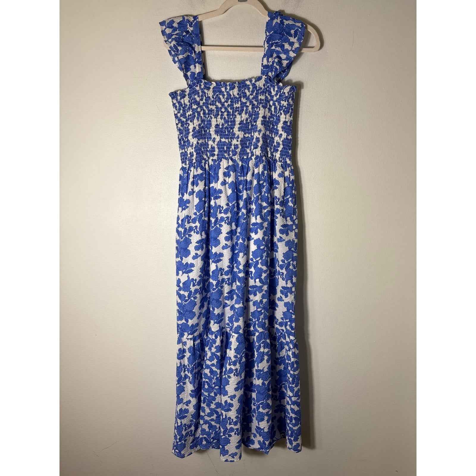 THML Blue and White Floral Smocked Bodice Maxi Sz XS