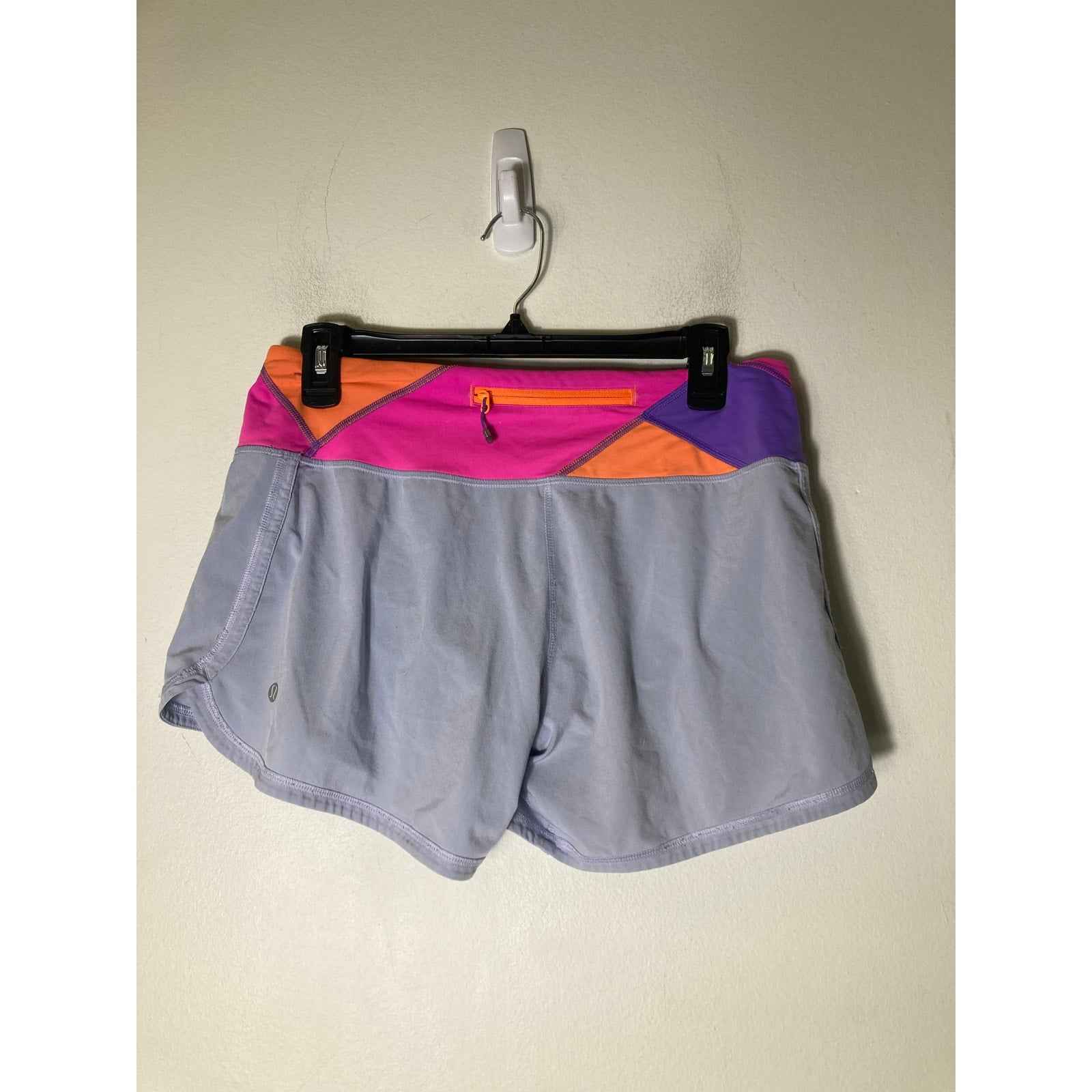 Lululemon Light Blue Color Block Athletic Shorts 3.5" Inseam Sz 8