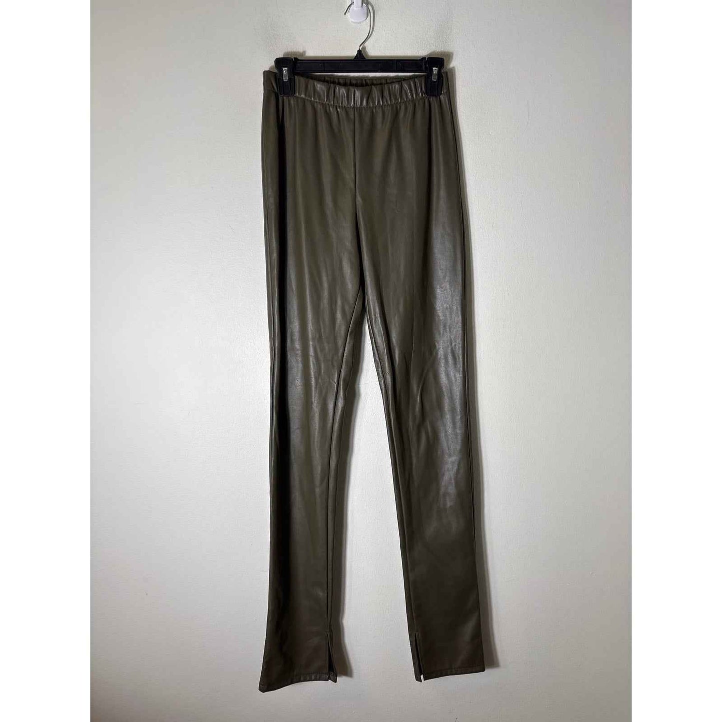 Goldie Army Green Pull On Faux Leather Straight Leg Pants Sz M