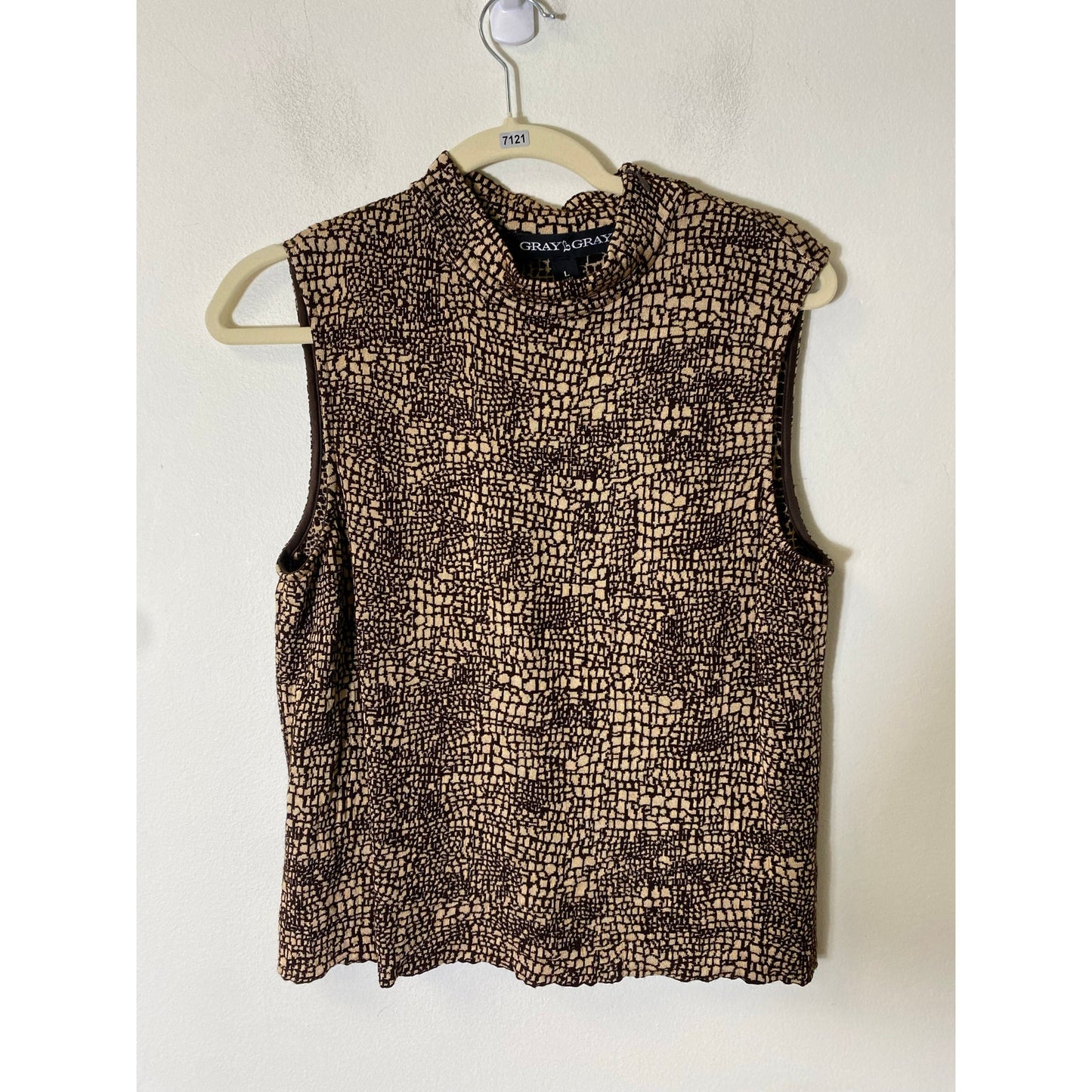 Gray Gray Sleavless Top. Brown/Camel Color. Sz L