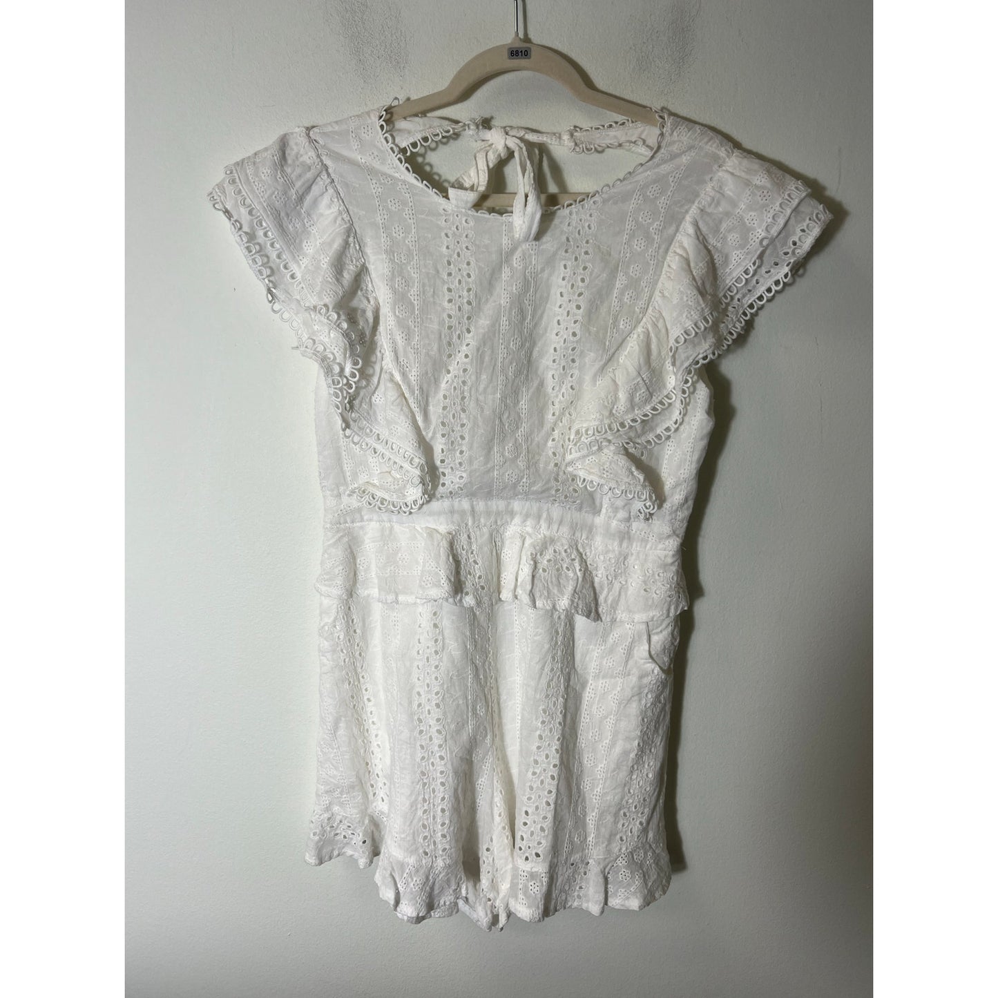 Just Me White Eyelet Lace Flutter Sleeve Jumpsuit Sz L