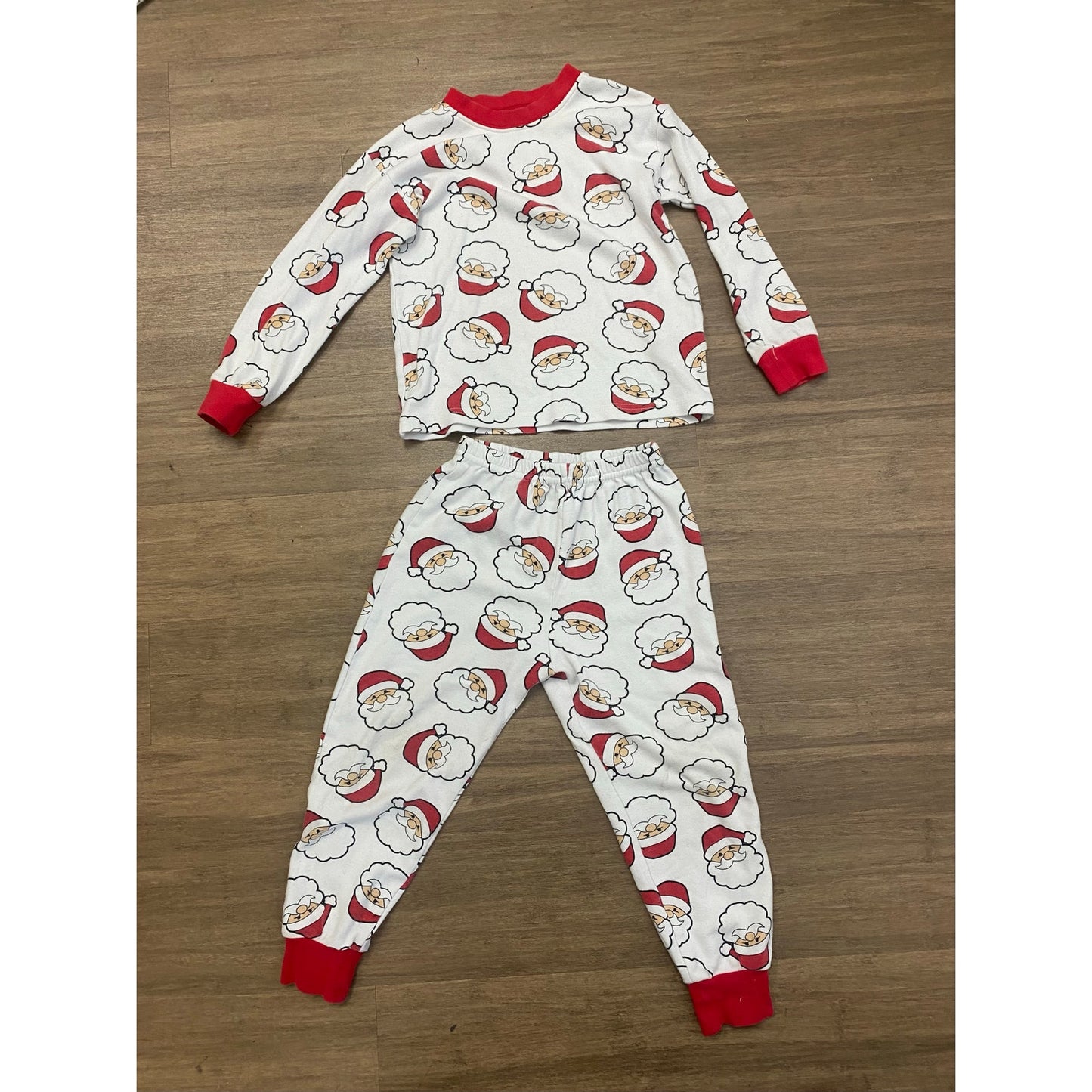 Carters Santa Pajamas Two Pairs Sz 5T