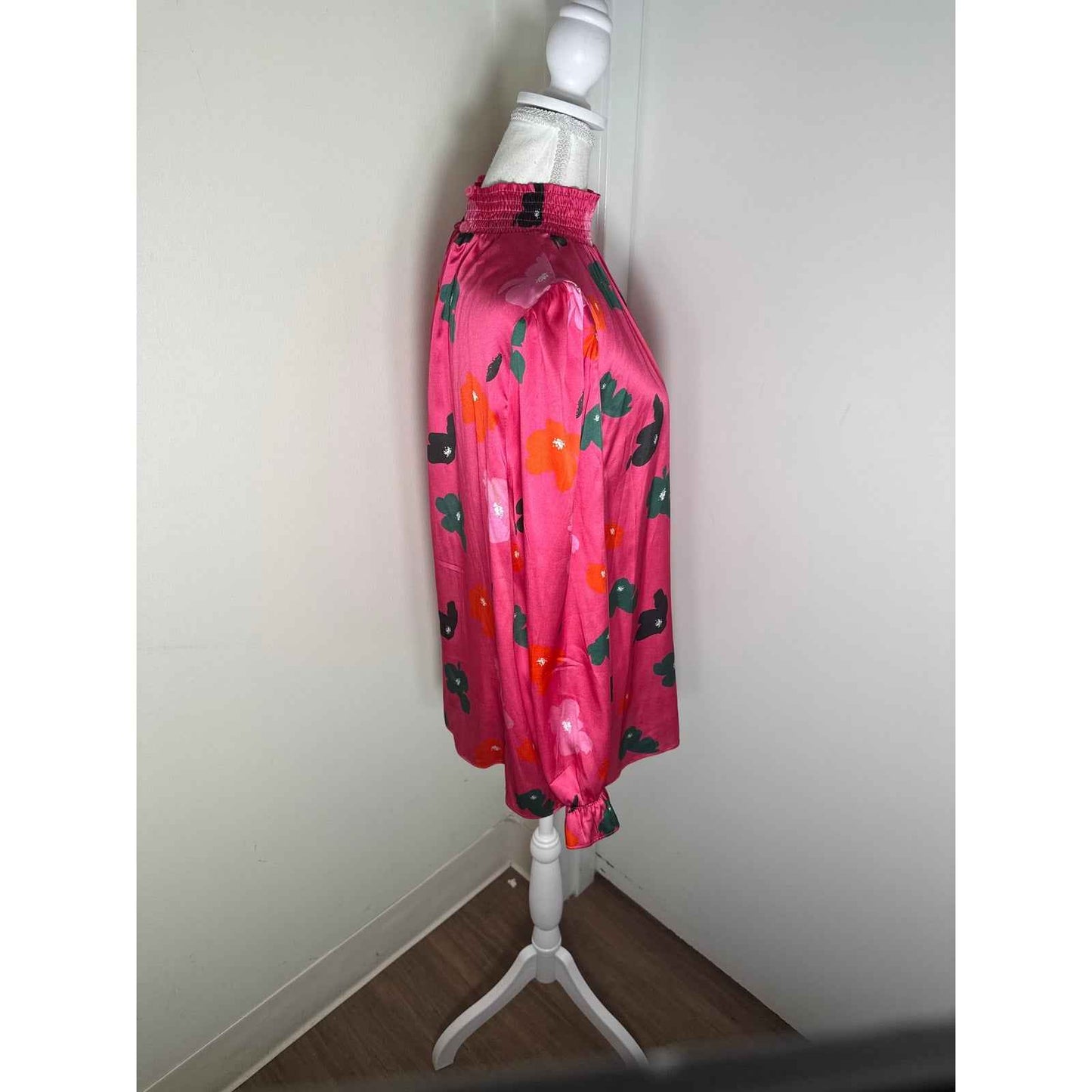 Tucker Bright Pink with Orange And Green Flowers Blouse Sz XL