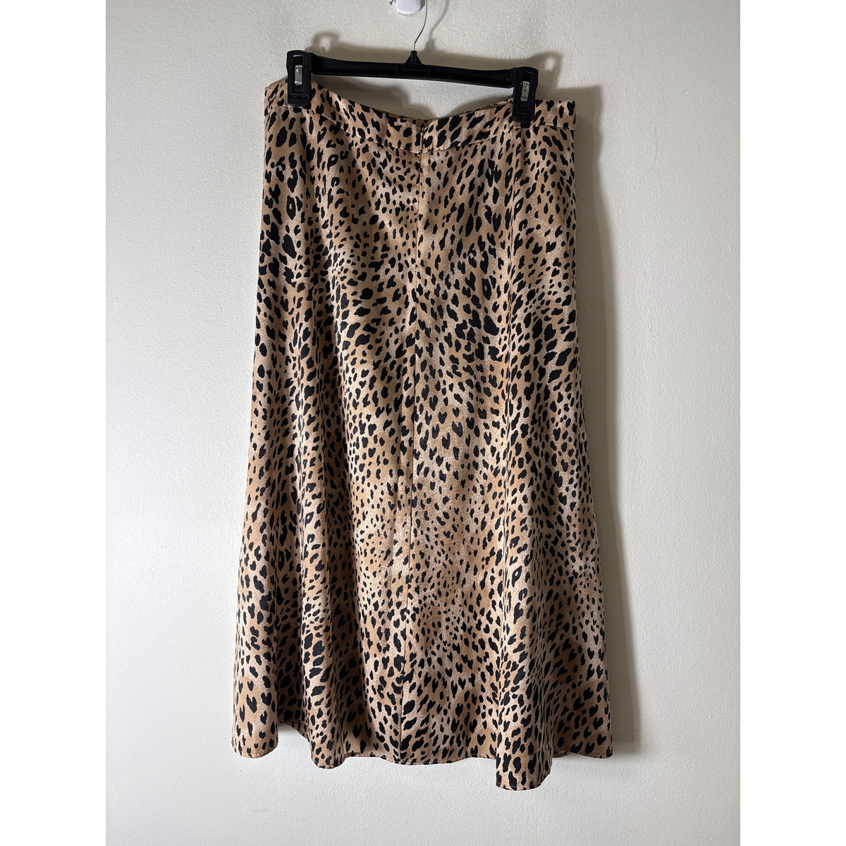 MNG Tan Cheetah Print Back Zip Maxi Skirt Sz M