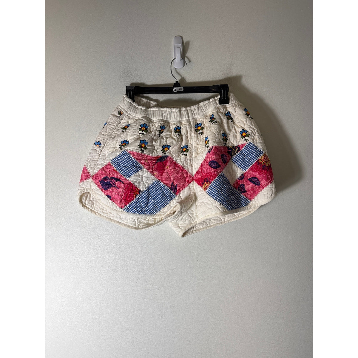 RHODE White Quilted Floral Short Shorts Sz L