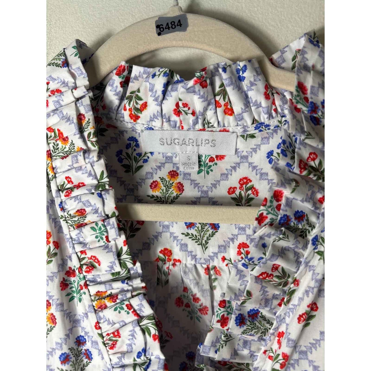 Sugar Lips Blue Floral Flutter Sleeve V-Neck Cotton Top sz S