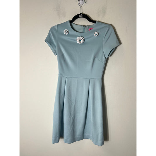 Betsey Johnson Mint SS Mini Dress W Flower Embellishment Around Neck Sz 0