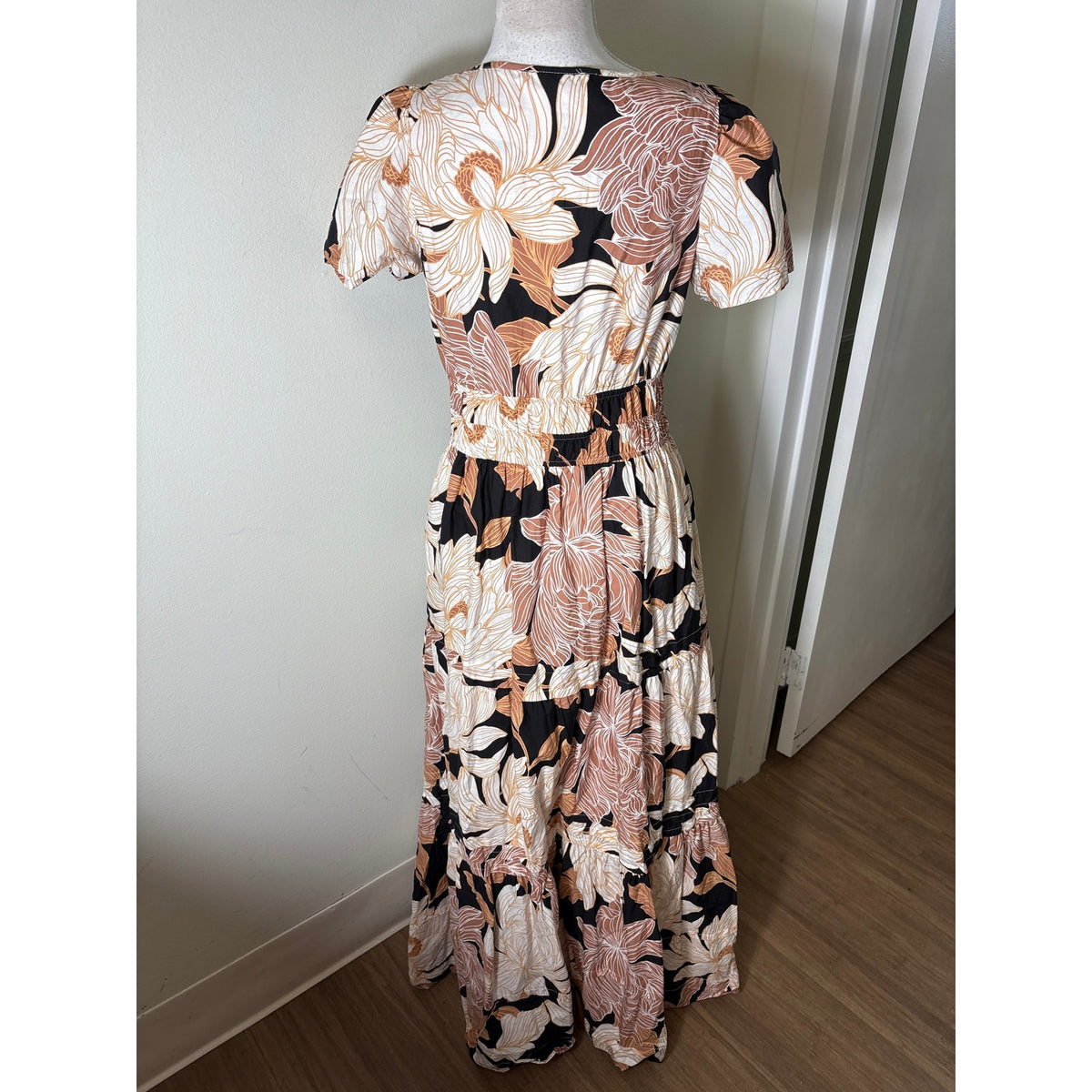 Cynthia Rowley Tan and Black Floral Maxi Dress Sz S