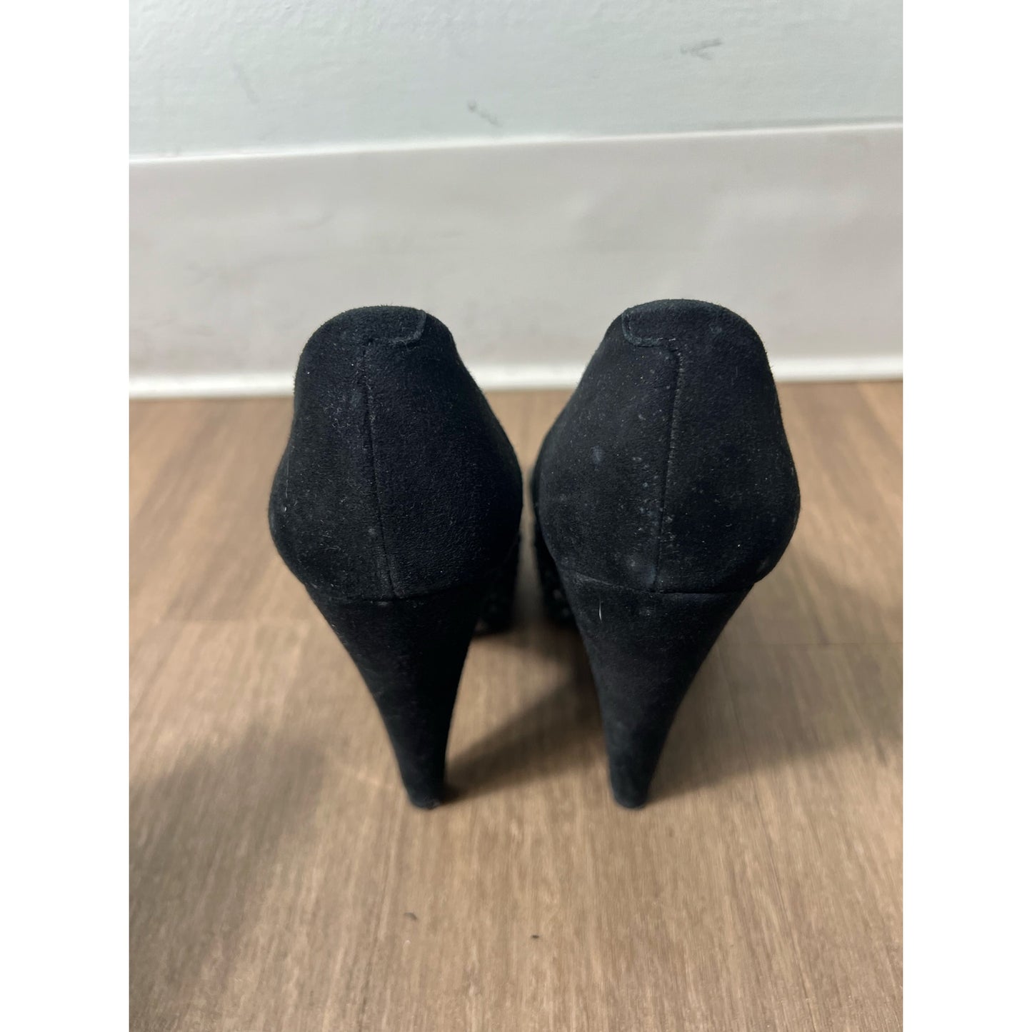 Sam Edelman Black Stacked 5" Heel Embellishment Around front of Shoe sz 7M