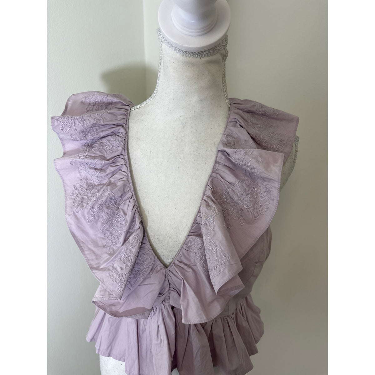 Cleobella Lilac V Neck Ruffle Top Sz L