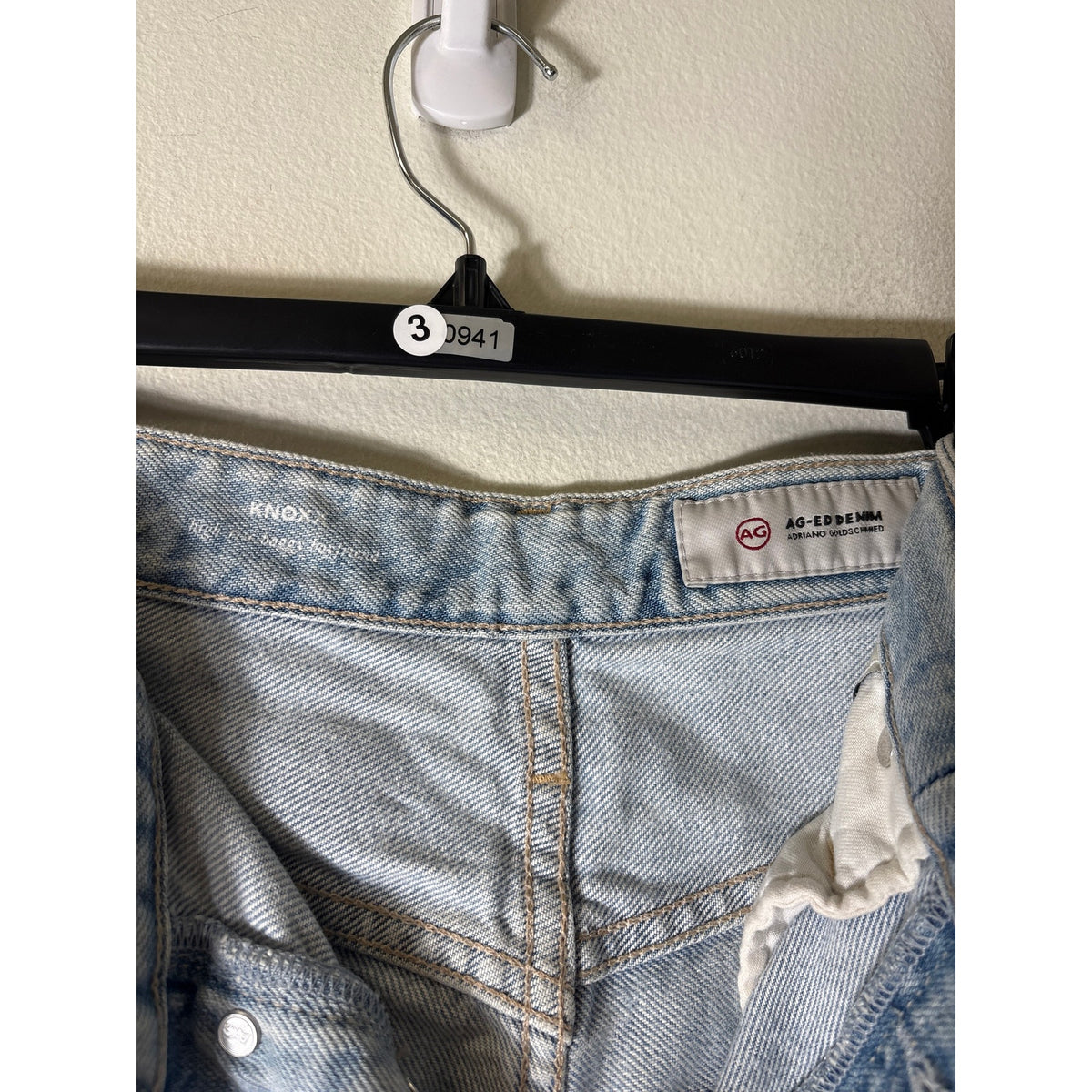 AG Light Wash Knoxx High Rise The Baggy Boyfriend Blue Jean Sz 28