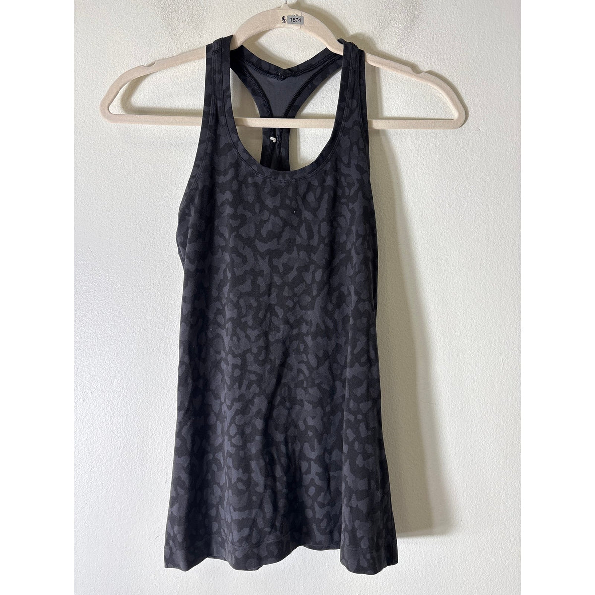 Lululemon Black Animal Print Racerback Athletic Top Sz 6