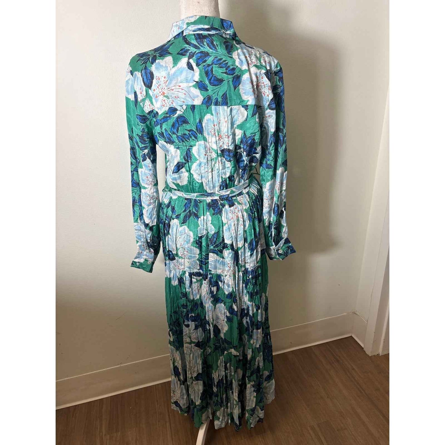 Roller Rabbit Green and Blue Floral Long Sleeve Maxi Dress Sz XS