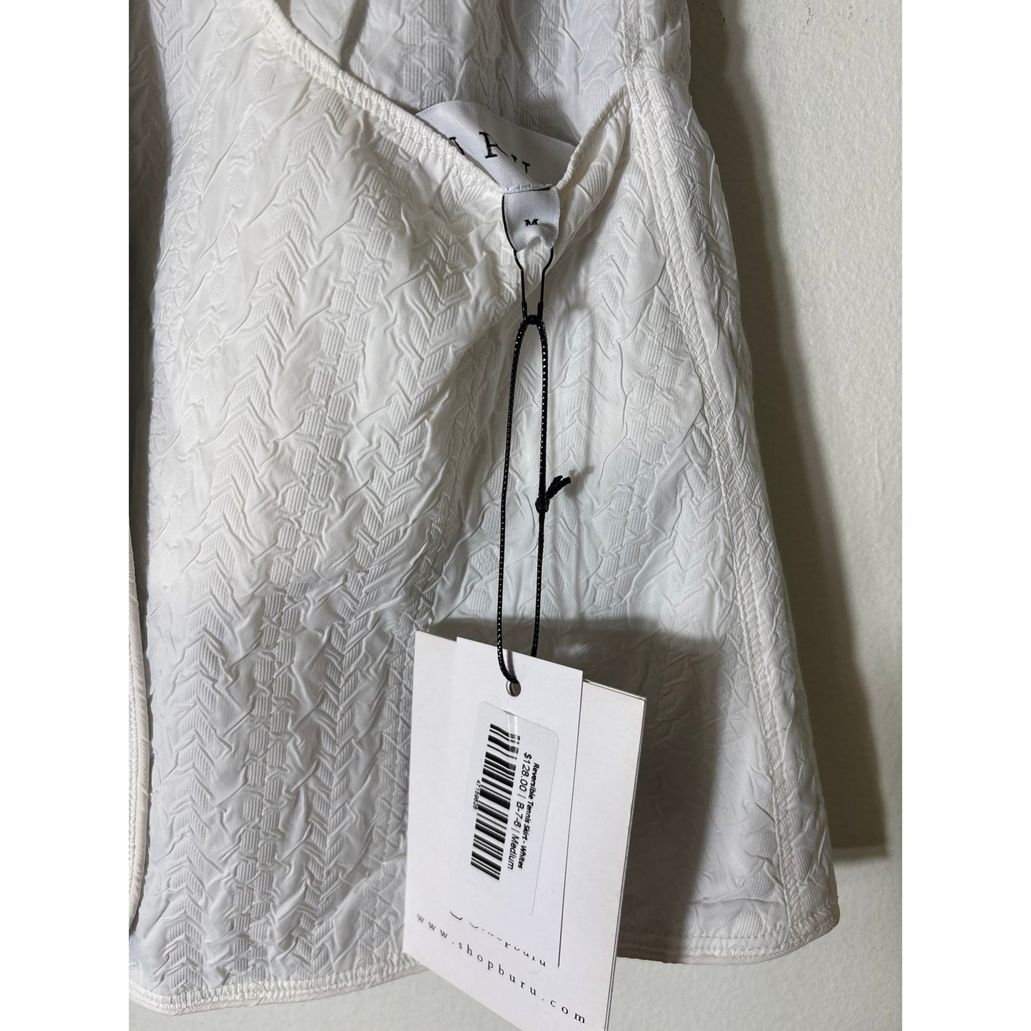 NWT Buru Silver and White Reversible Tennis Skirt Sz M