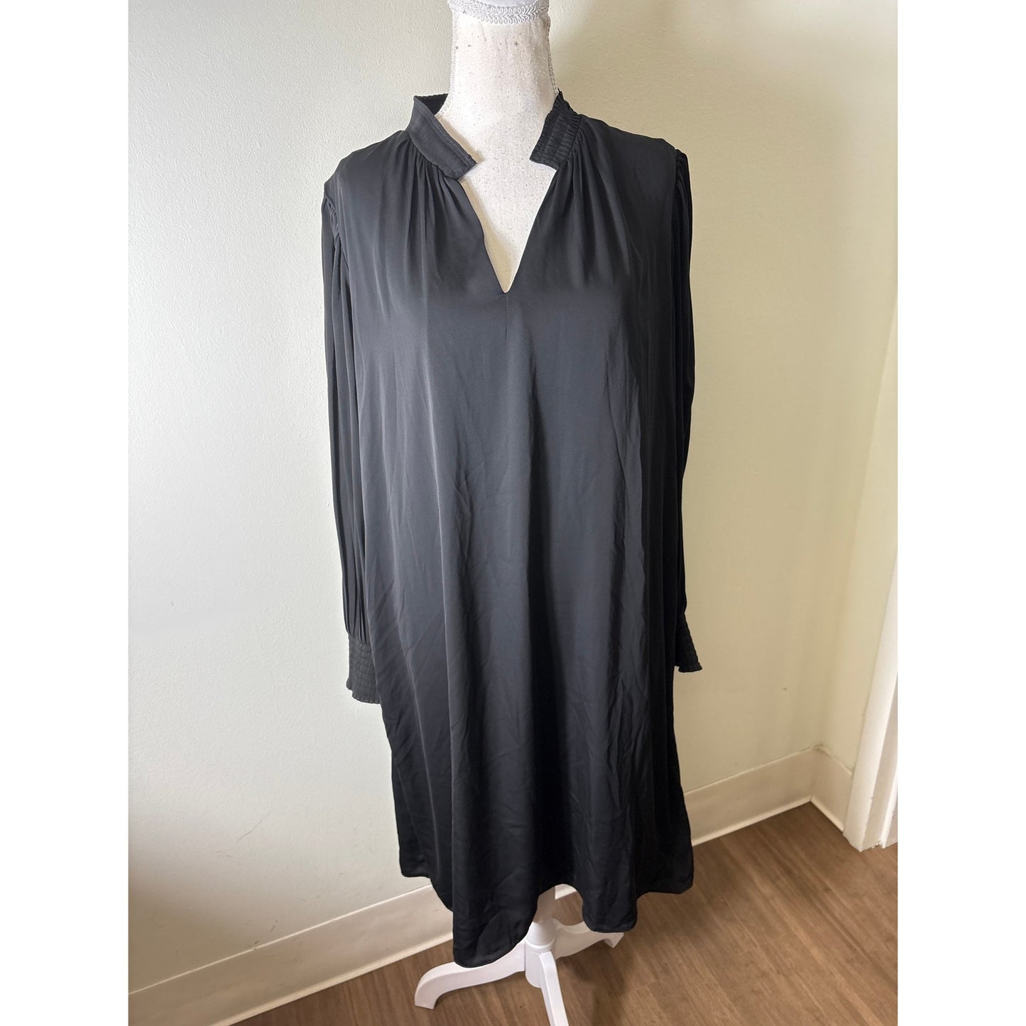 NWT Current Air Black Slinky Long Sleeve Midi Dress Sz L