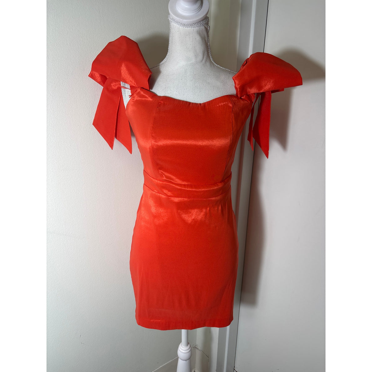 NWT Karlie Orange Shoulder Bow Mini Dress Sz M