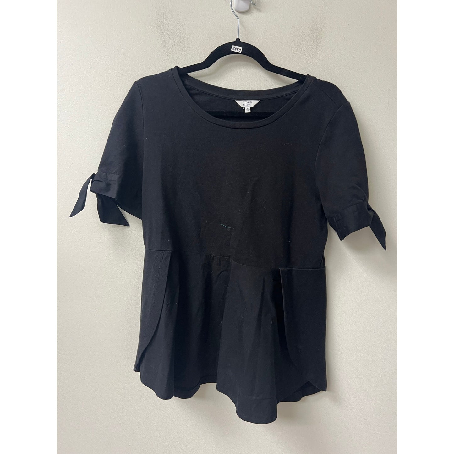 Crown & Ivy Black Short Sleeve Top Sz M