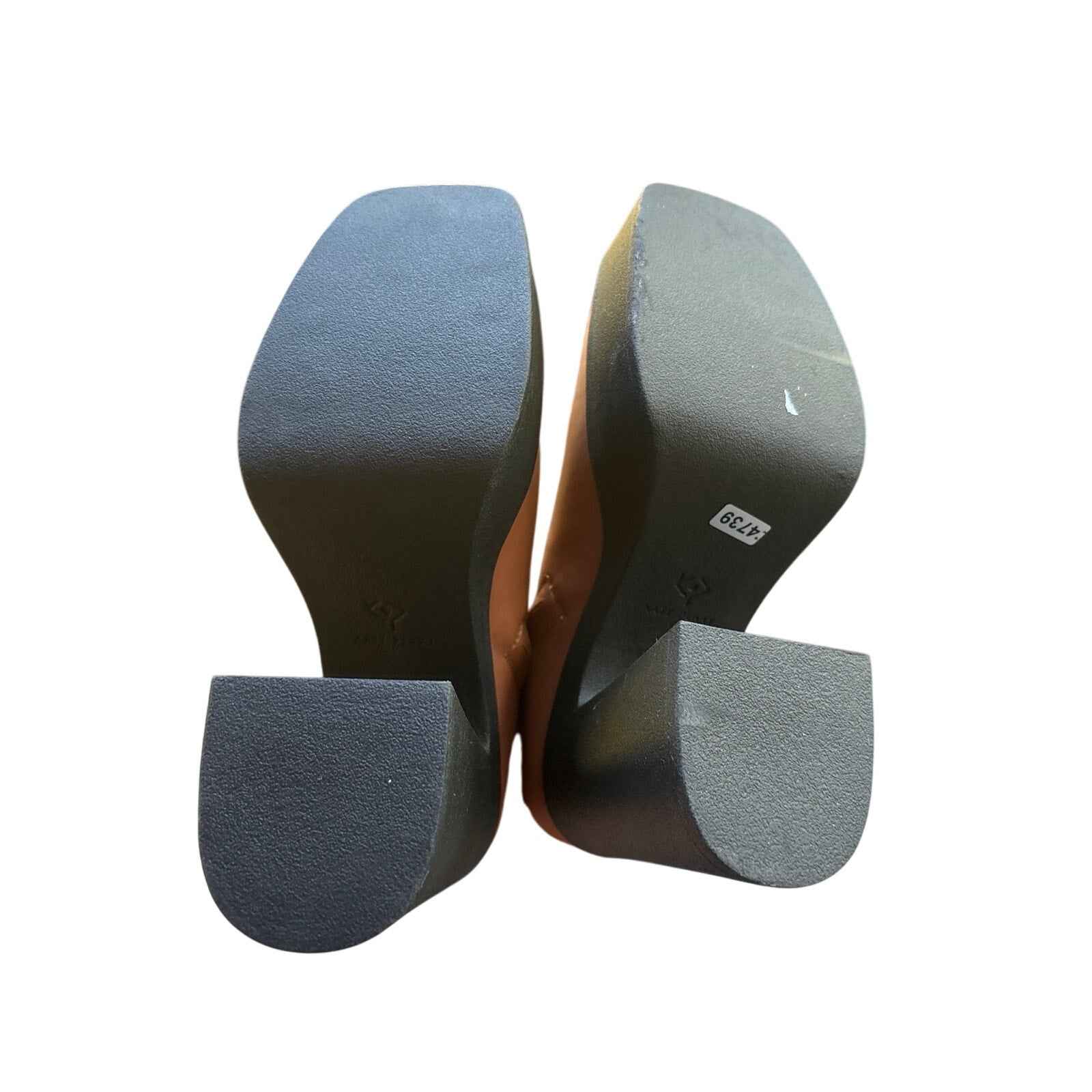 NWOB Katy Perry Brown The Heighten Stretch Boot Sz 6