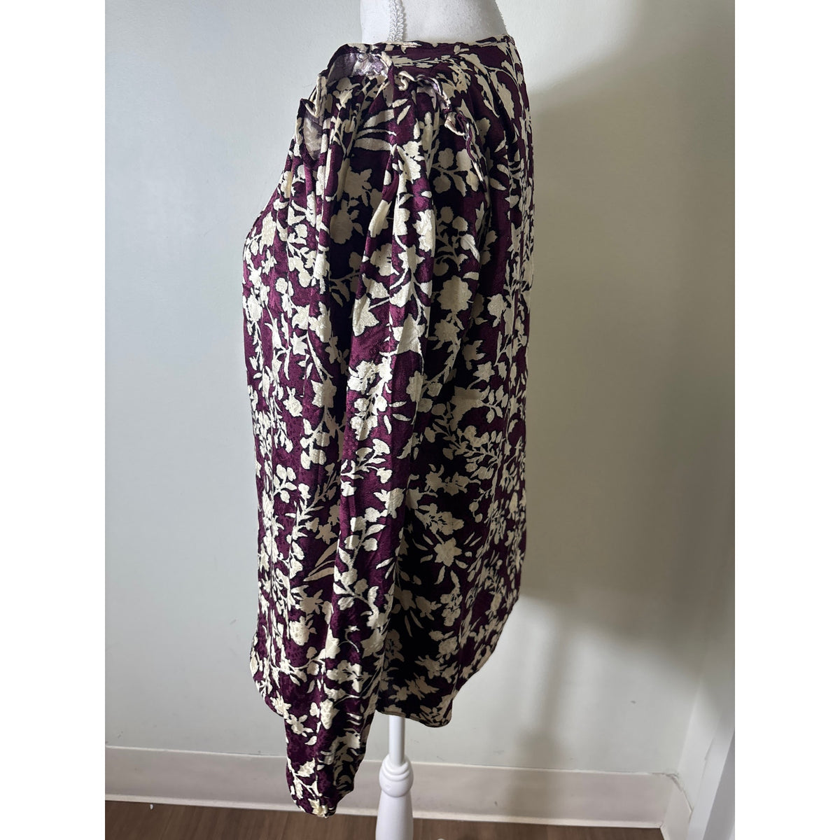 MNG (Mango) Magenta and Off White Long Sleeve Shirt Sz 8