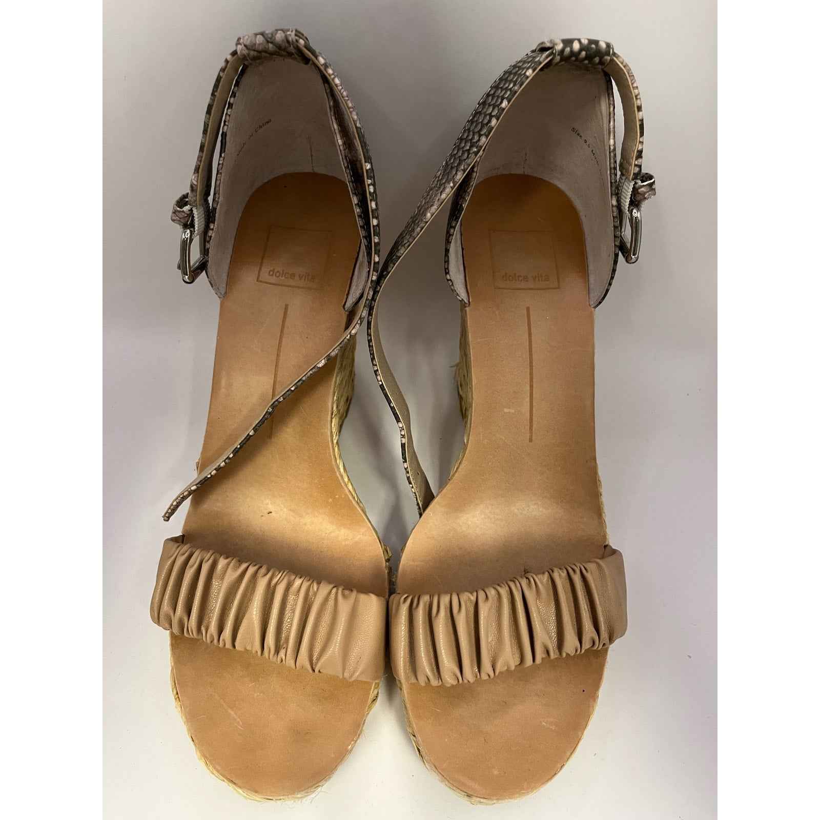 Dolce Vita Gray Snakeskin Nude Wedge Sandals Sz 9.5