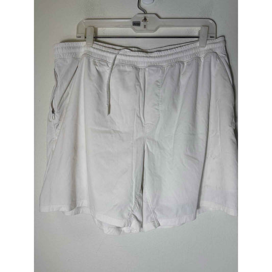 Mens Lululemon White Athletic Shorts Sz XL