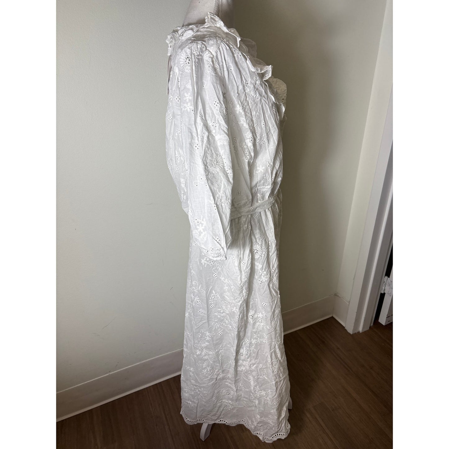 NWT Louise Misha White Eyelet 3/4 Sleeve Button Up Maxi Dress Sz 40