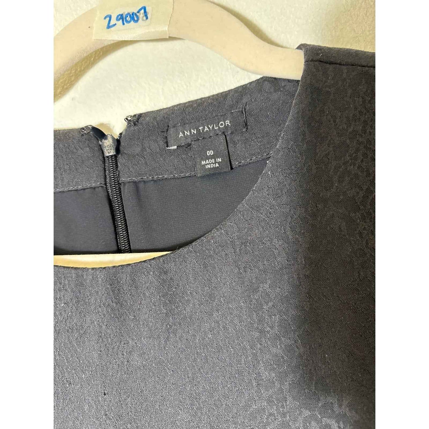 Ann Taylor Charcoal Long Sleeve Knee Length Shift Dress Sz 00