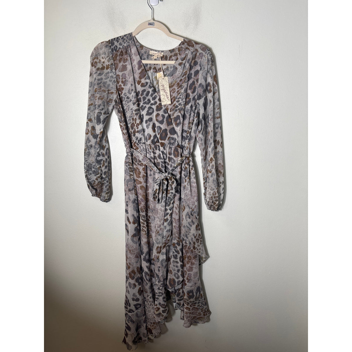 NWT Mystree Gray Leopard Print Maxi Dress Sz S