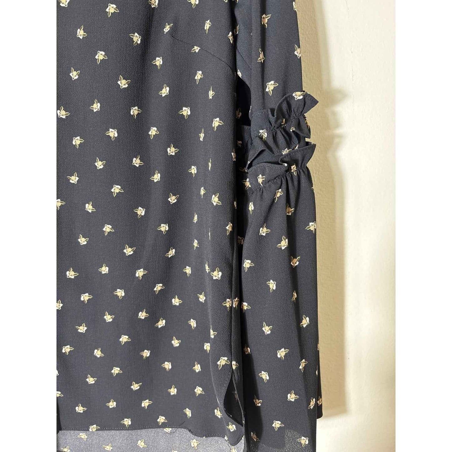 NWT Waverly Gray Black Fox Print Long Sleeve Button Up Shirt Sz S