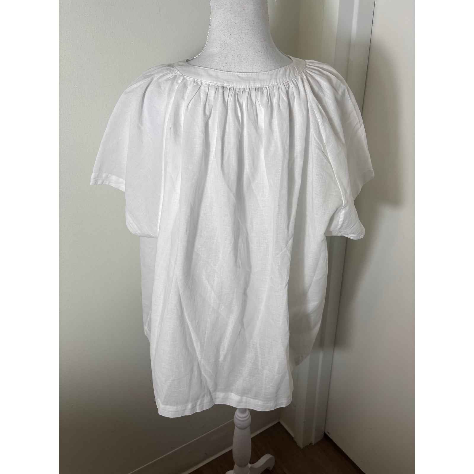 Jenni Kayne White Cap Sleeve Box Style Button Up Top Sz L