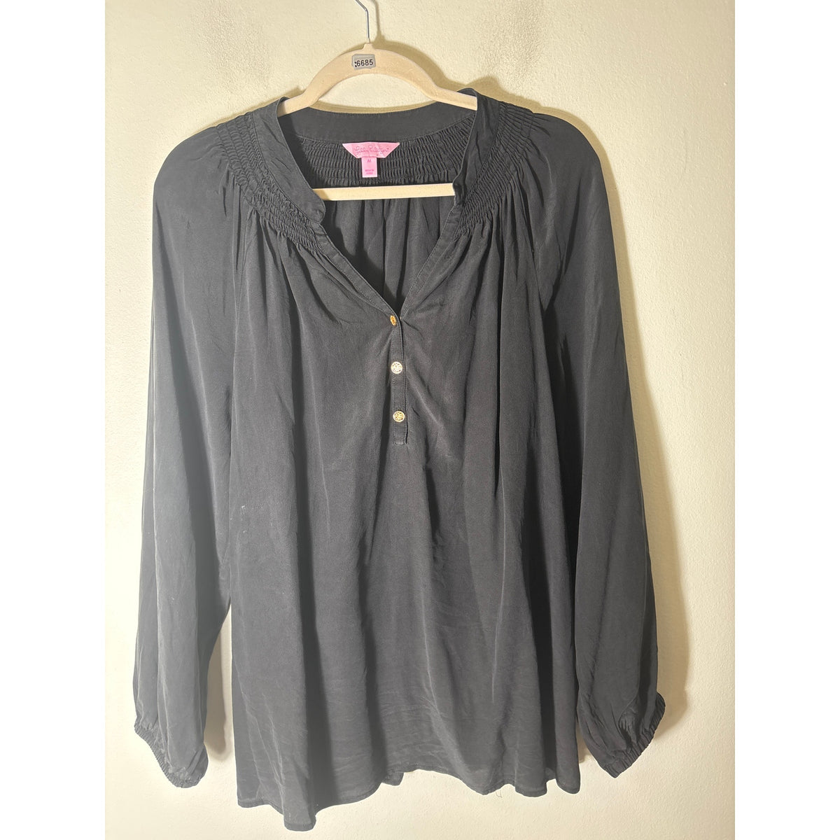 Lilly Pullitzer Black Smocked Neck Long Sleeve Blouse Sz M