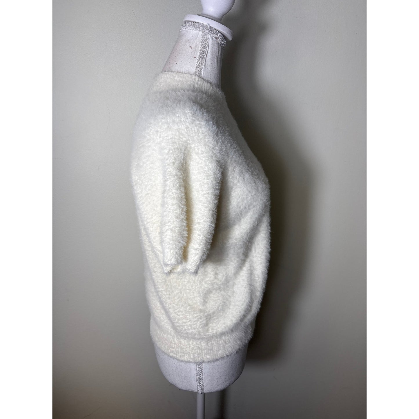 Pilcro Off White Short Sleeve Fuzzy Mock Neck Top Sz M