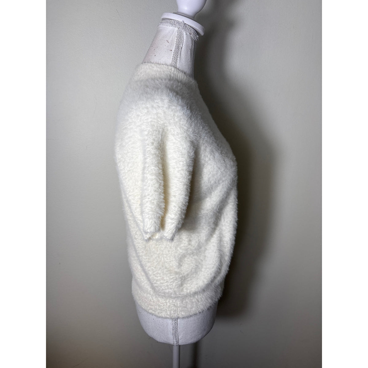 Pilcro Off White Short Sleeve Fuzzy Mock Neck Top Sz M