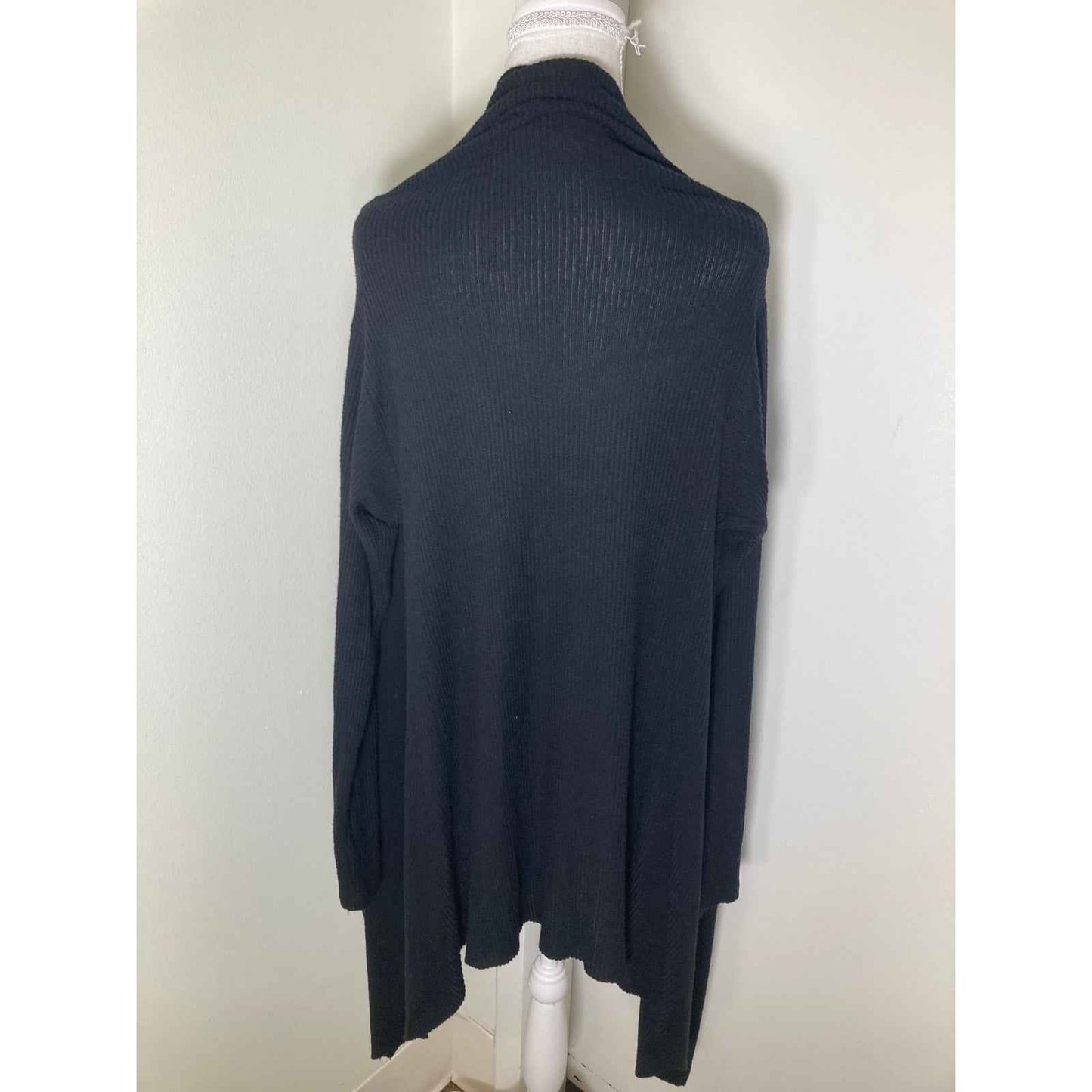 Sen Black Ribbed Cardigan Sz 1 (Xs/S)