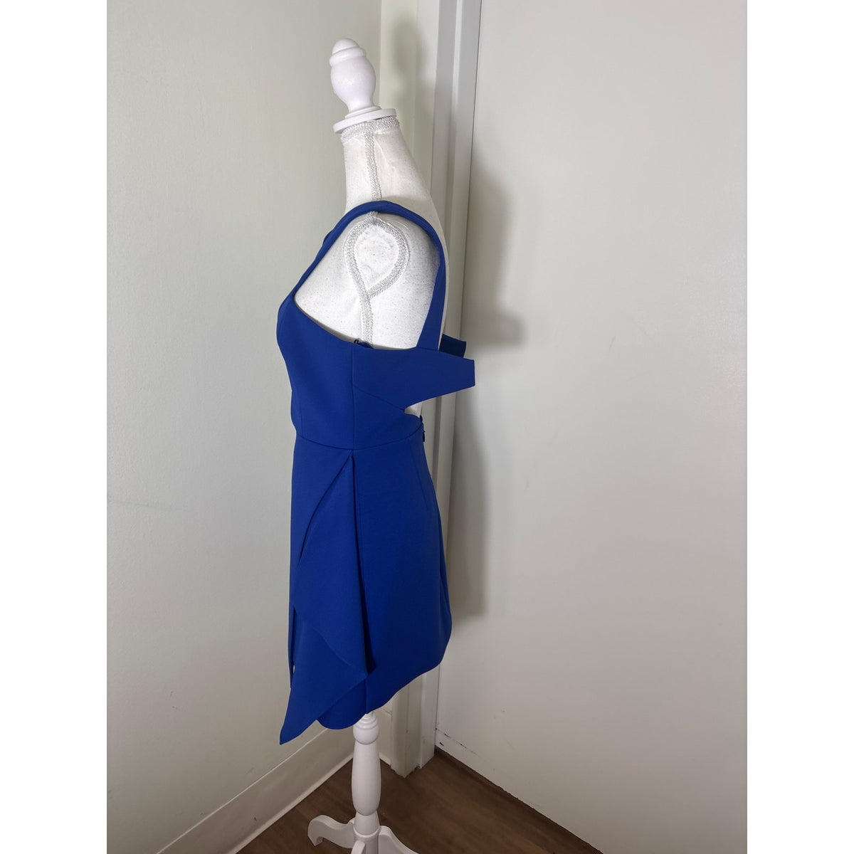 BCBG Cobalt Blue Cut Out Cocktail Dress Sz 0