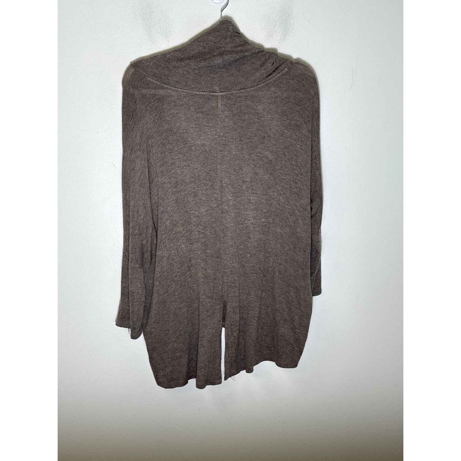 Bobeau Gray Long Sleeve Cowl Neck Knit Shirt Sz M
