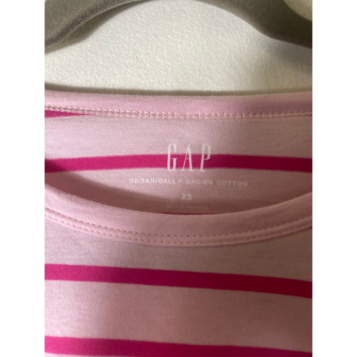 Bundle of 2 Never Worn Gap T-Shirts Sz XS