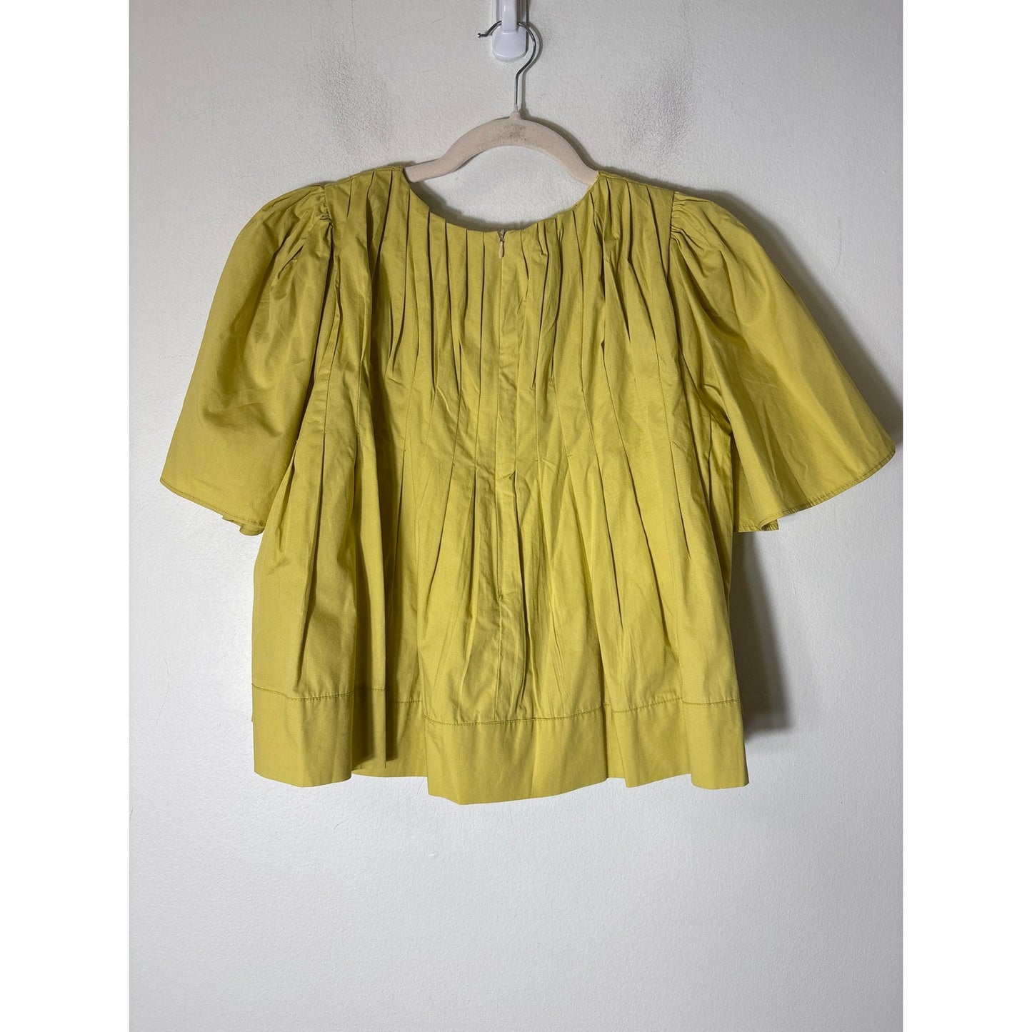 &merci Yellow Front Pleated Short Sleeve Swing Top Sz M