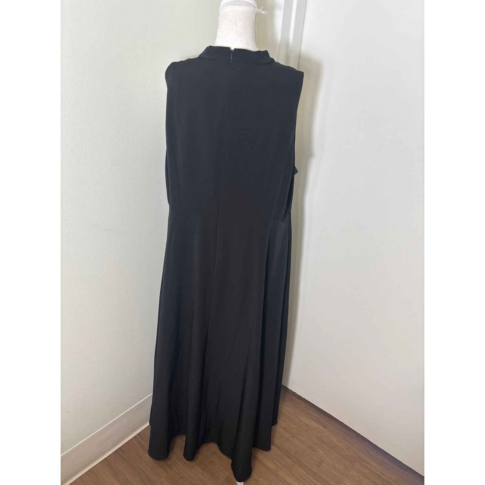 Adrianna Papell Black Sleeveless Romper Sz 16