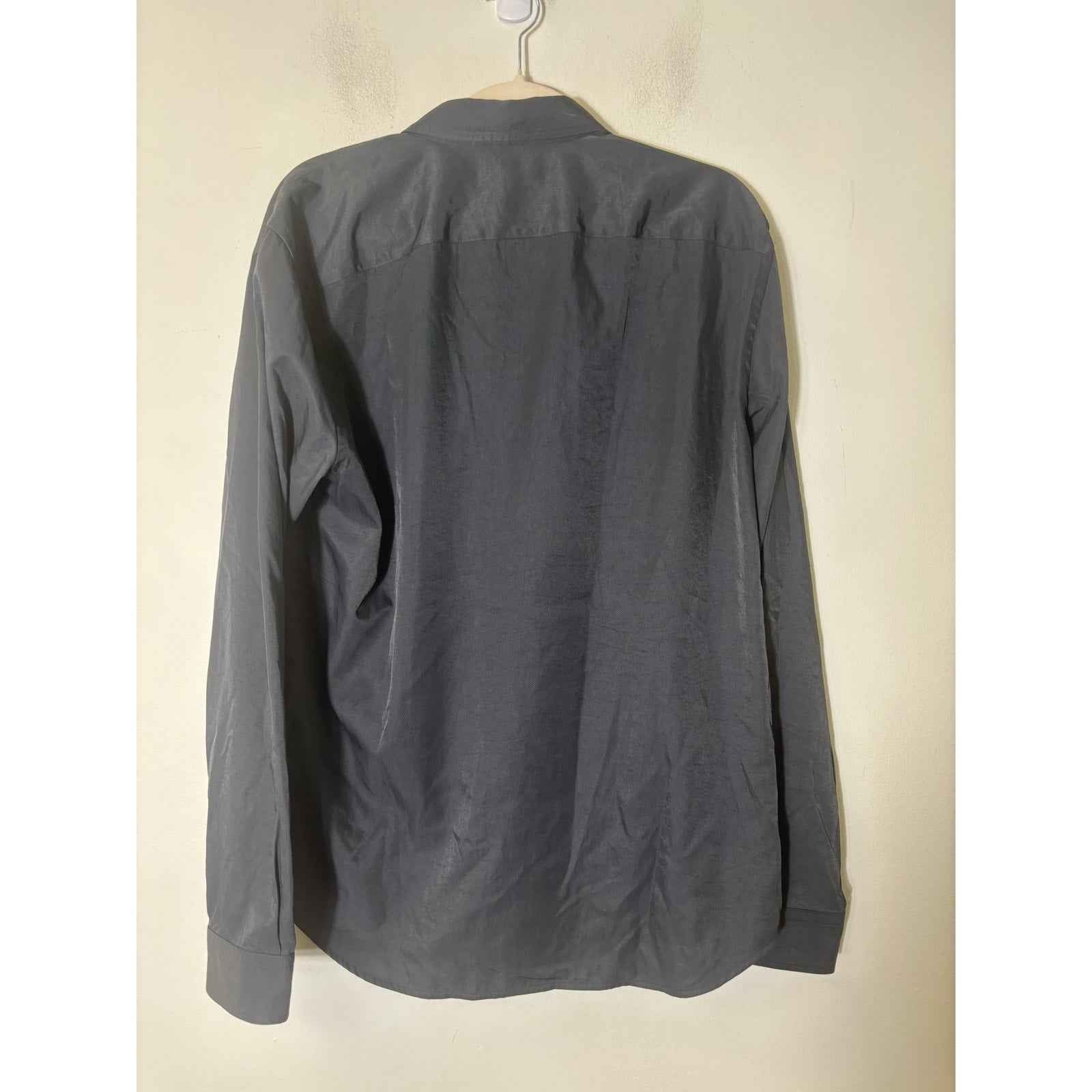 Men's Bundle of 2 Vince Long Sleeve Button Down Shirts Sz L
