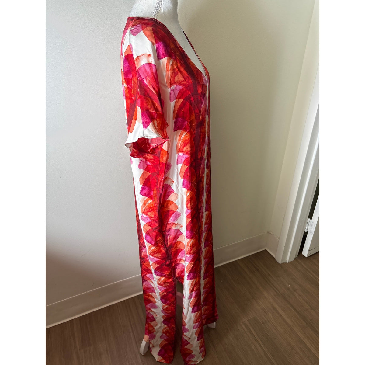Marie Oliver Red and Pink Watercolor Caftan Sz S