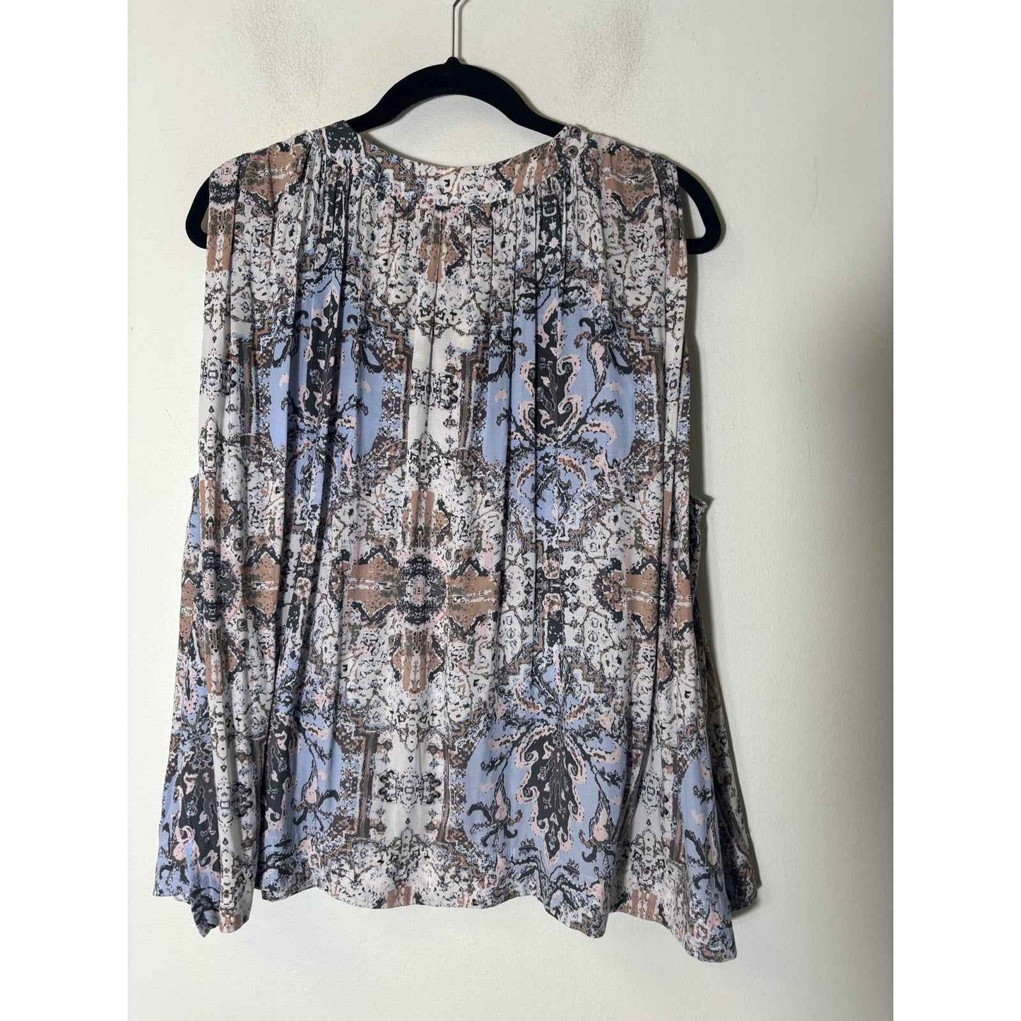 Free People Multicolored Sleeveless Tunic Style Top Sz L