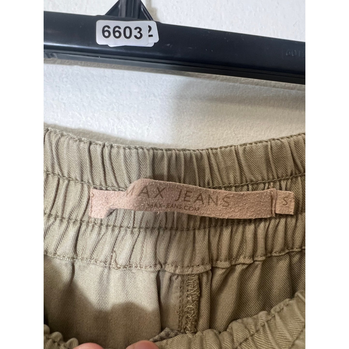 Max Jeans Loose fit sage pants. Sz small