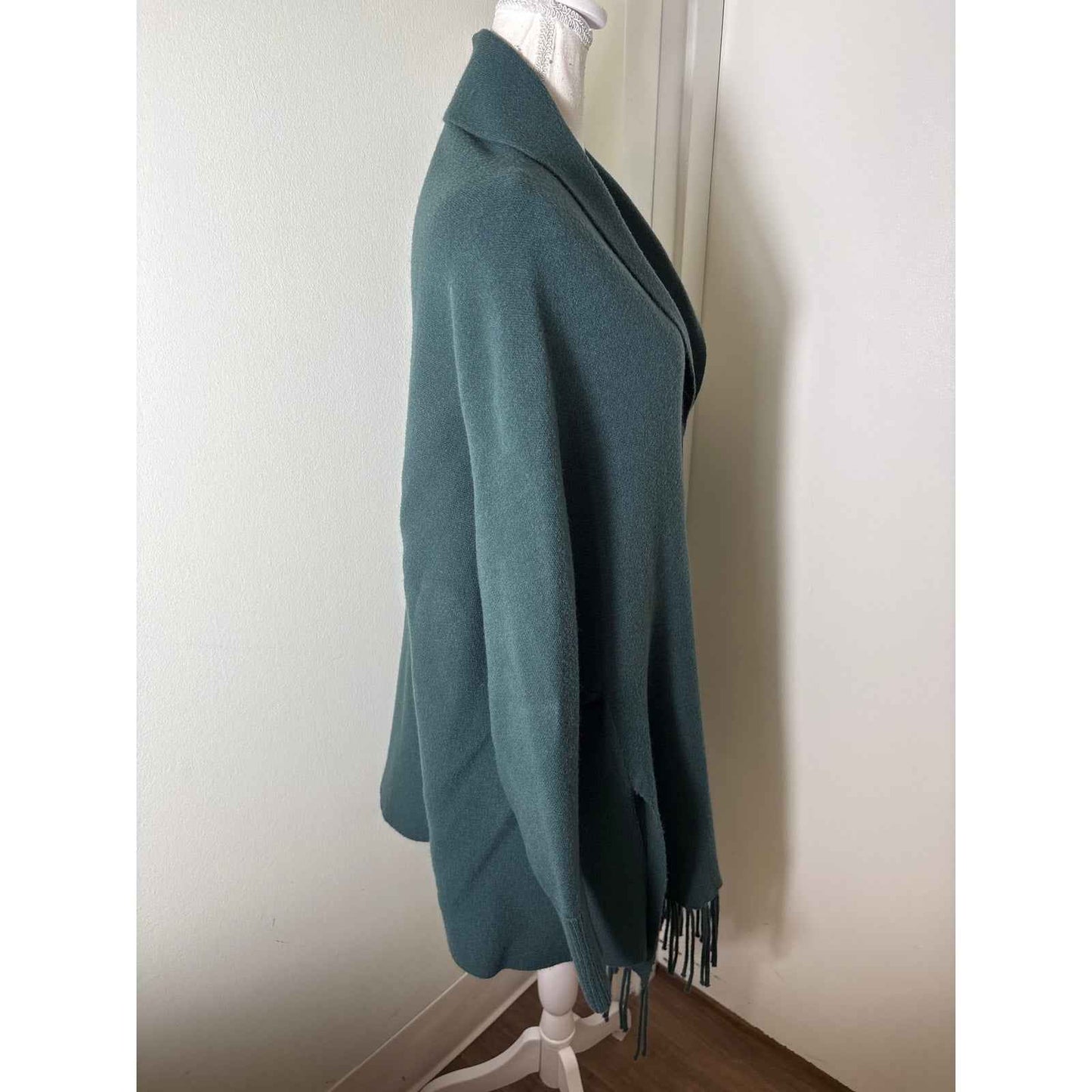 Love Token Green Open Front Cardigan Sweater Sz M/L