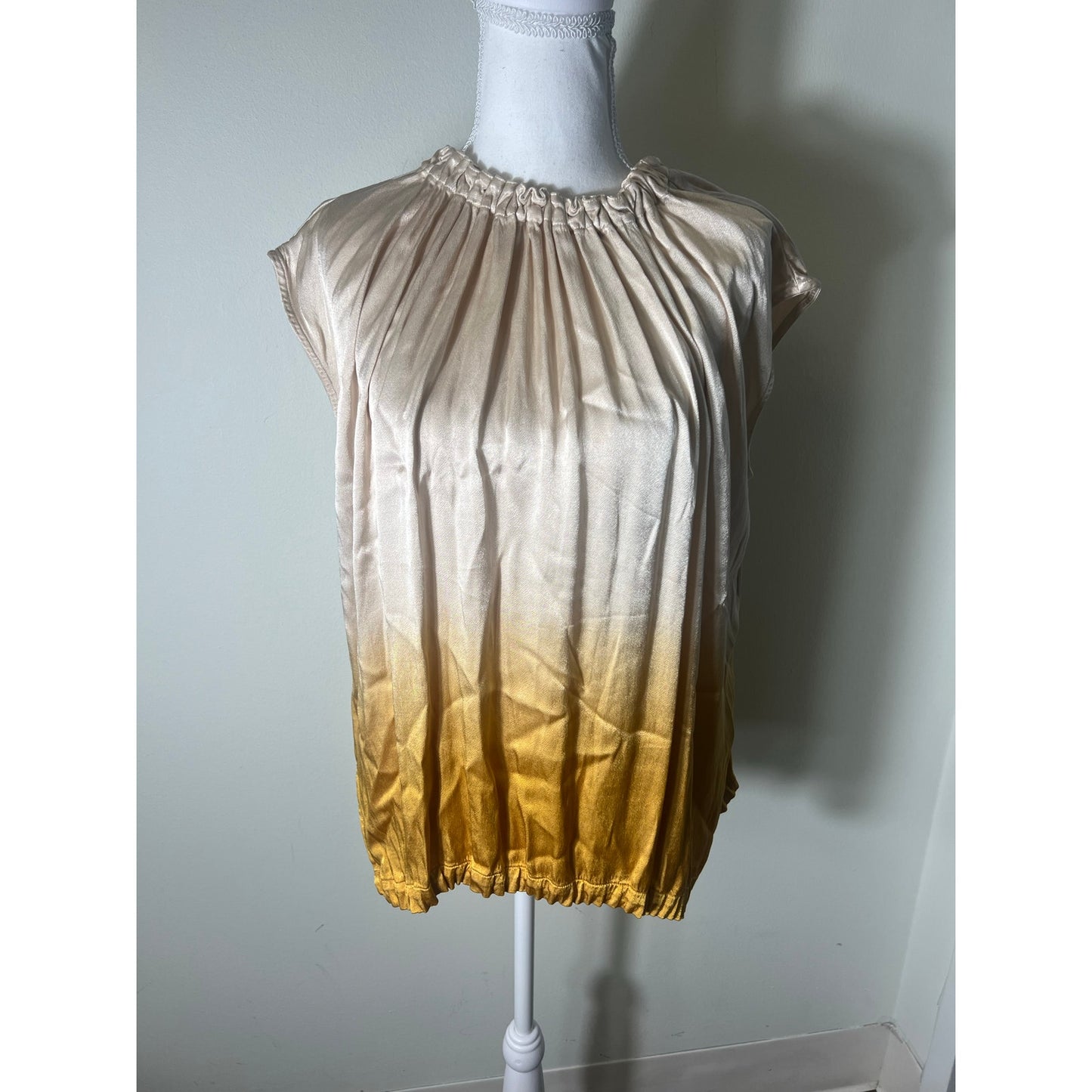NWT Tino Jo Gold Ombre Sleeveless Top Sz XS