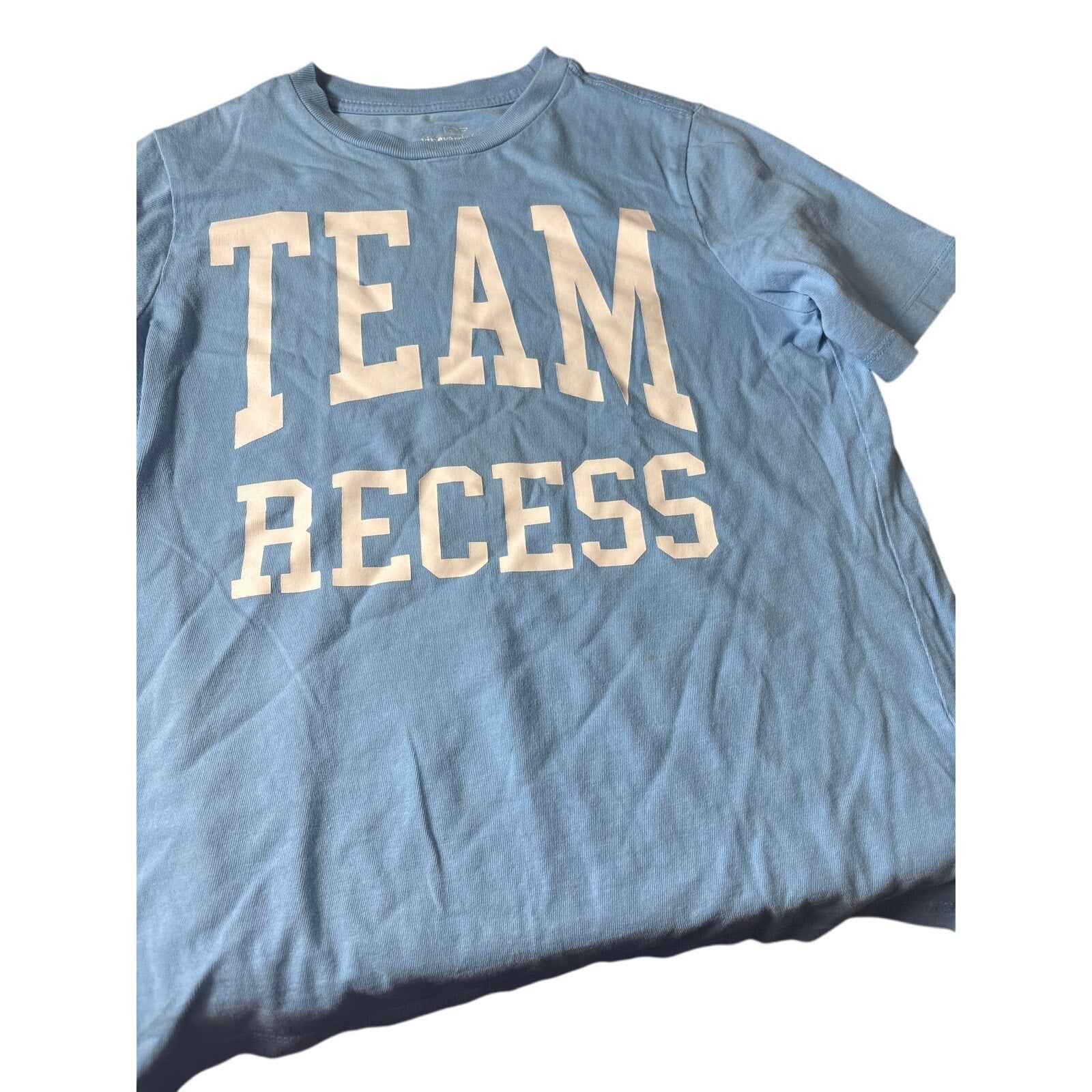 Boy's Bundle of 3 Name Brand Under Armor Vineyard Vines Athletic Shirts Sz M