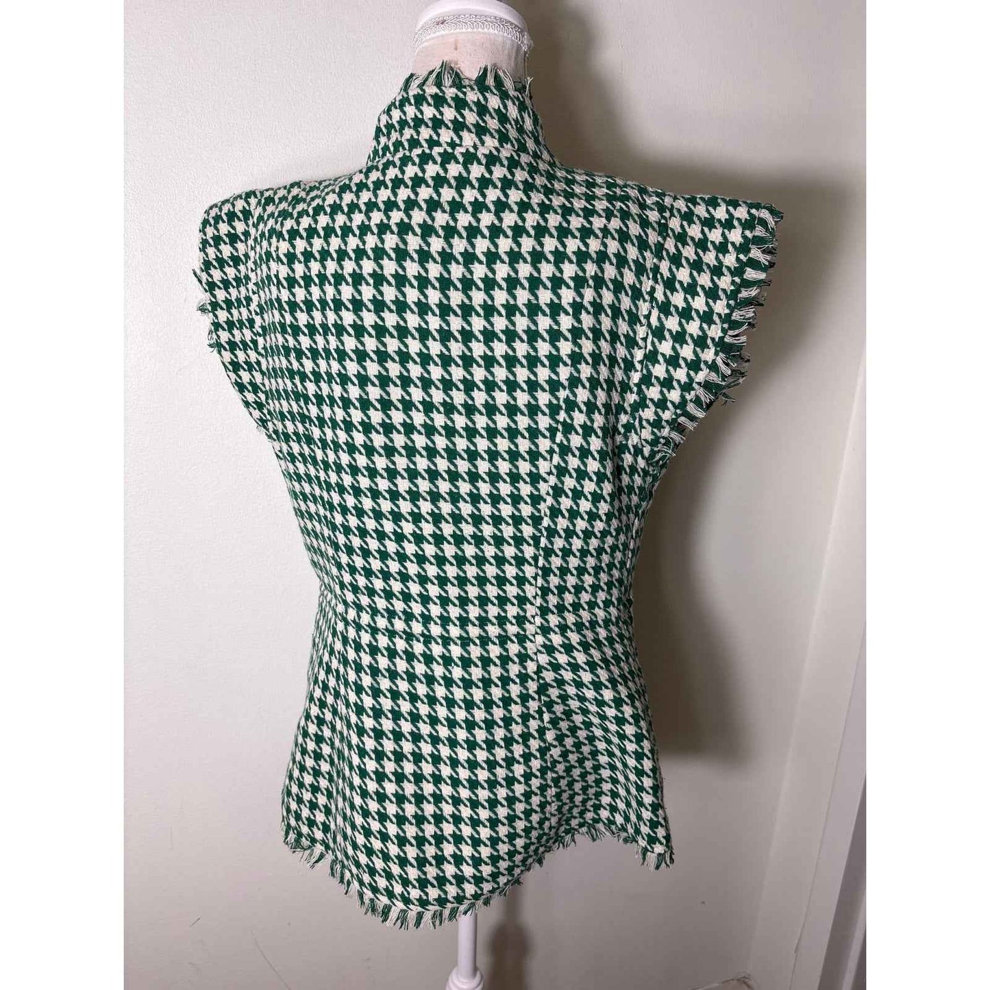 NWT Buru Green and White Houndstooth Vest Sz S