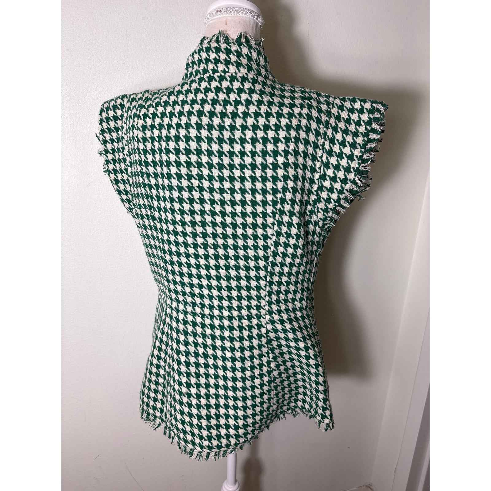NWT Buru Green and White Houndstooth Vest Sz S
