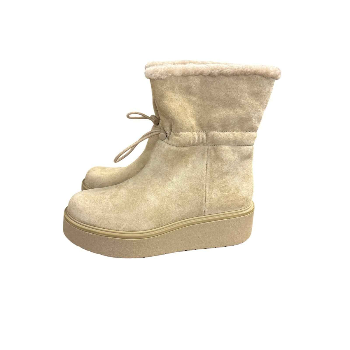 New Vince Tan Suede Water Repellant Boots Sz 9