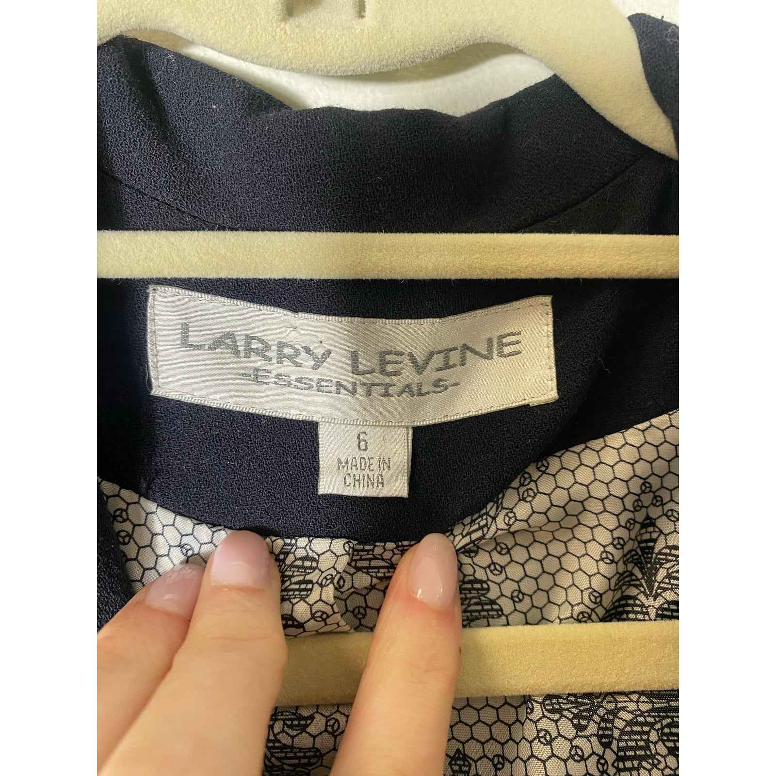 Larry Levine Black with Pattern Lining Vintage Blazer Sz 6